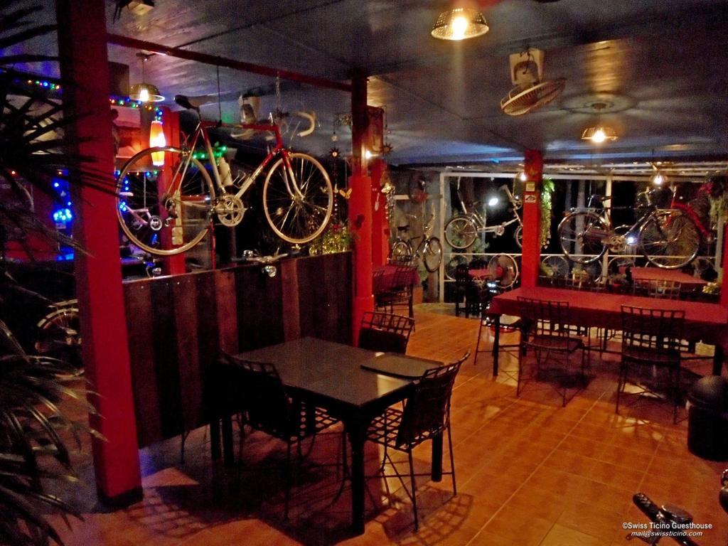 Swiss Ticino Guesthouse & Restaurant Mae Wang Zewnętrze zdjęcie