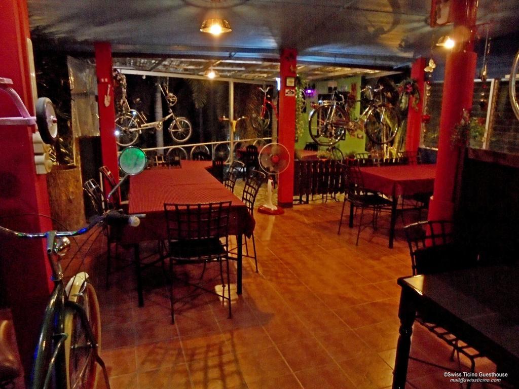 Swiss Ticino Guesthouse & Restaurant Mae Wang Zewnętrze zdjęcie