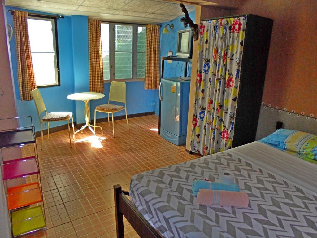 Swiss Ticino Guesthouse & Restaurant Mae Wang Zewnętrze zdjęcie